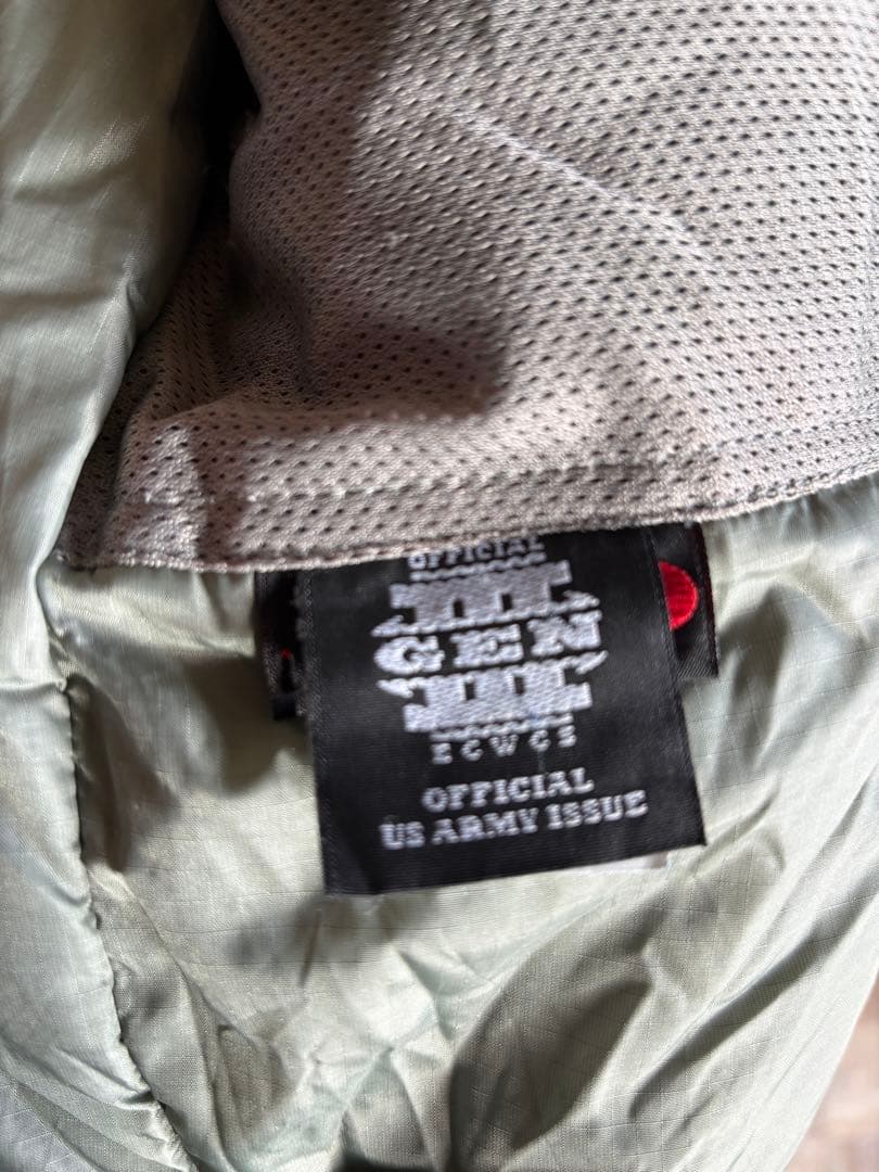 【極美品】ワイルドシングス 米軍実物 ecwcs level7 L-R EPIC