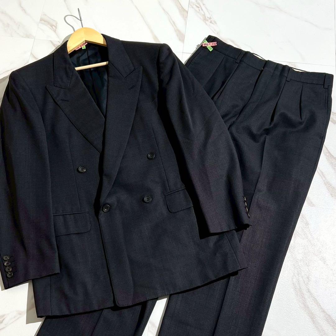 Burberry バーバリー　ダークブルー ダブルブレストスーツ