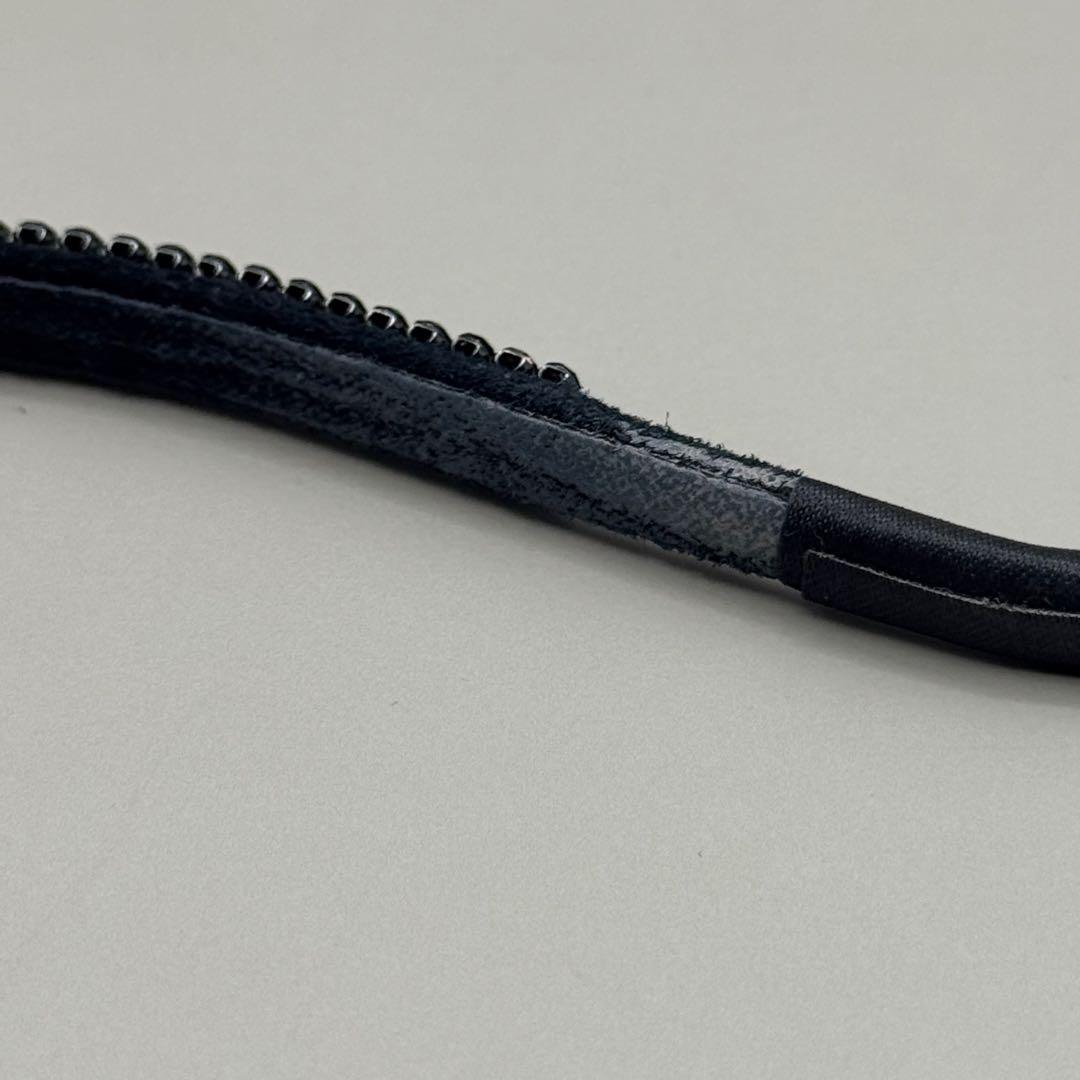 美品　アッカ　カチューシャ　3連　スワロフスキー　黒