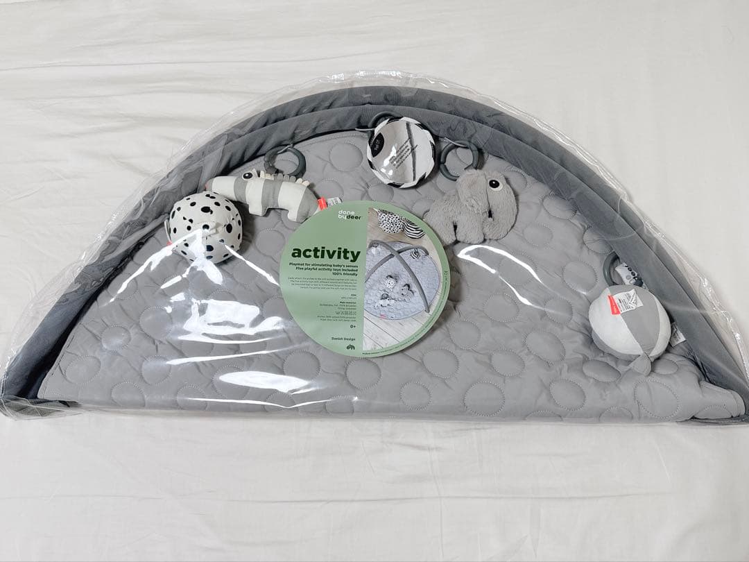 新品 ダンバイディア アクティビティプレイマット ベビージム プレイジム 北欧