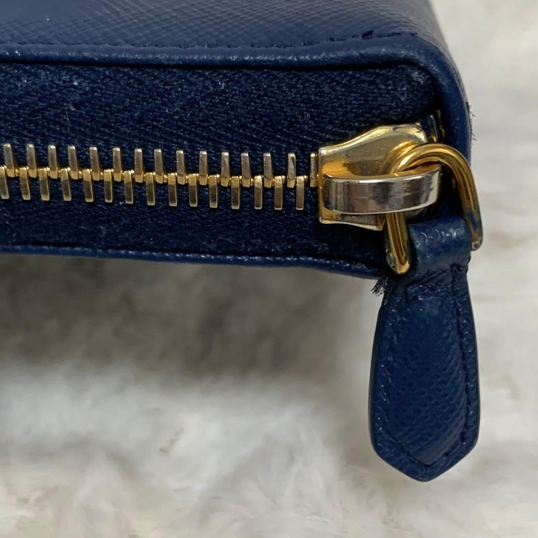 美品　PRADA 長財布　サフィアーノ　リボン　ラウンドジップ　ネイビー