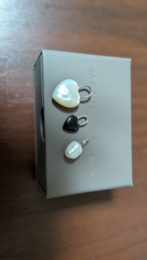MAYA BLACK チャーム 3個セット