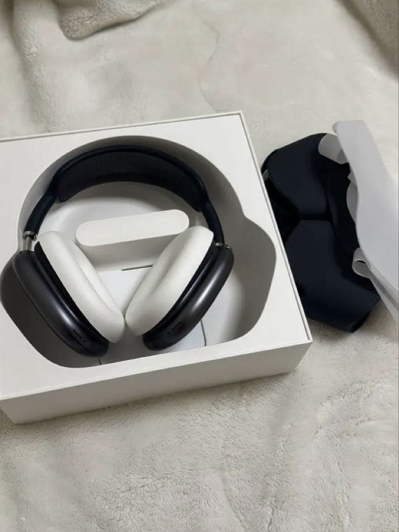 airpods max スペースグレー【ライトニングタイプ】