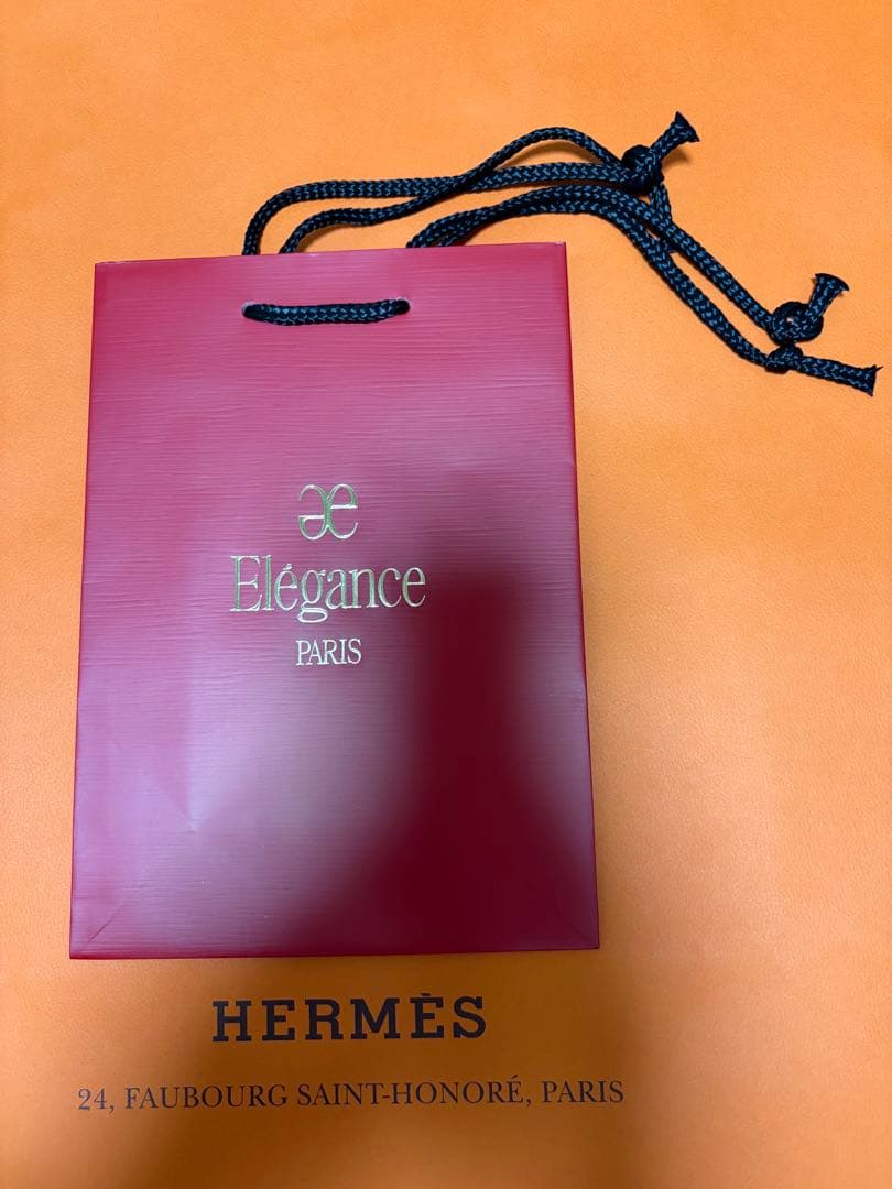 【新品・未使用】エレガンスクリスマスコフレ2025ギフト包装済み!