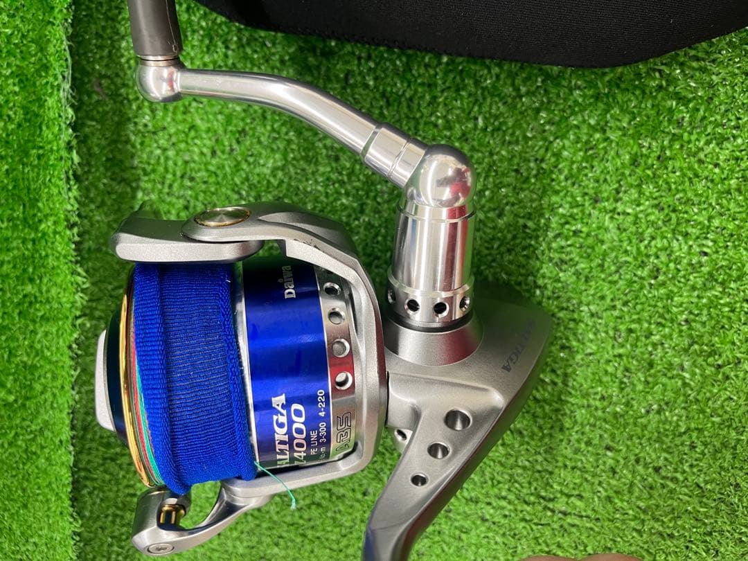 [良好]ダイワ・ソルティガZ 4000