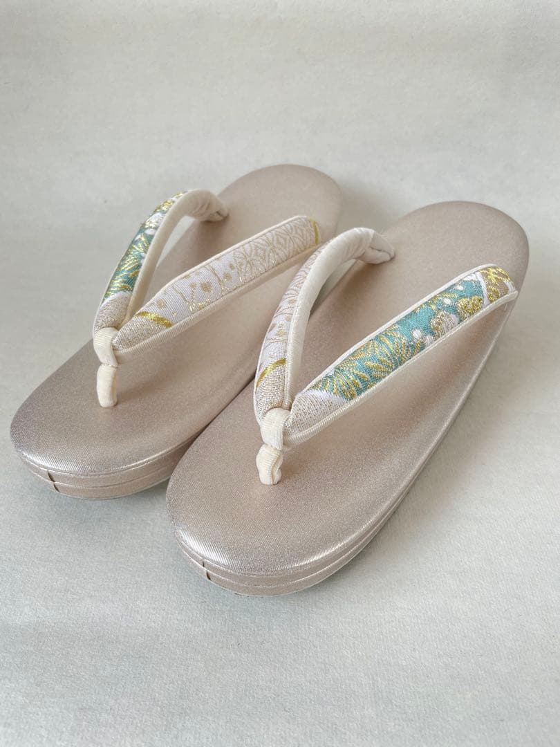 美品　和装用バッグと草履のセット　着物