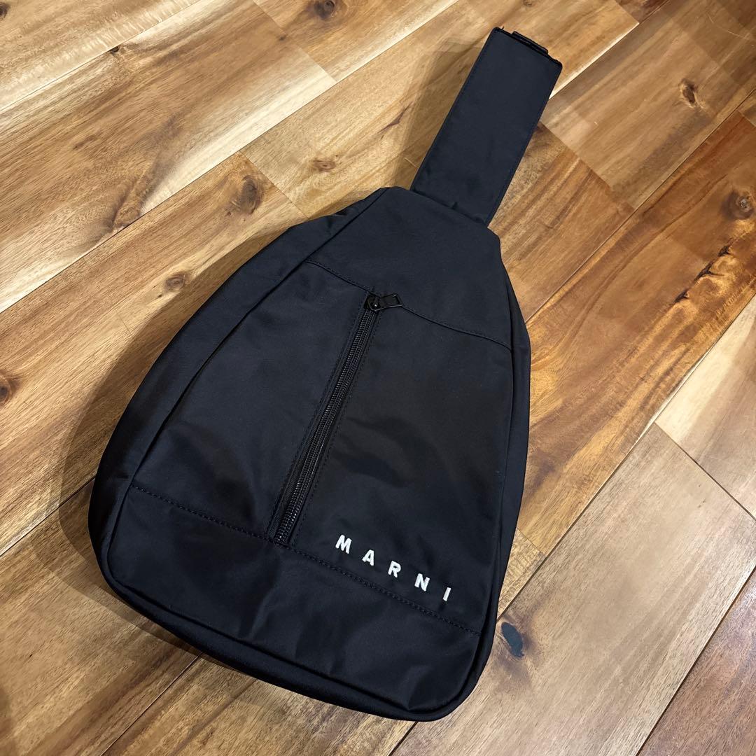 大人もOK！完売品！MARNI kids ショルダーバッグ クロスボディバッグ黒