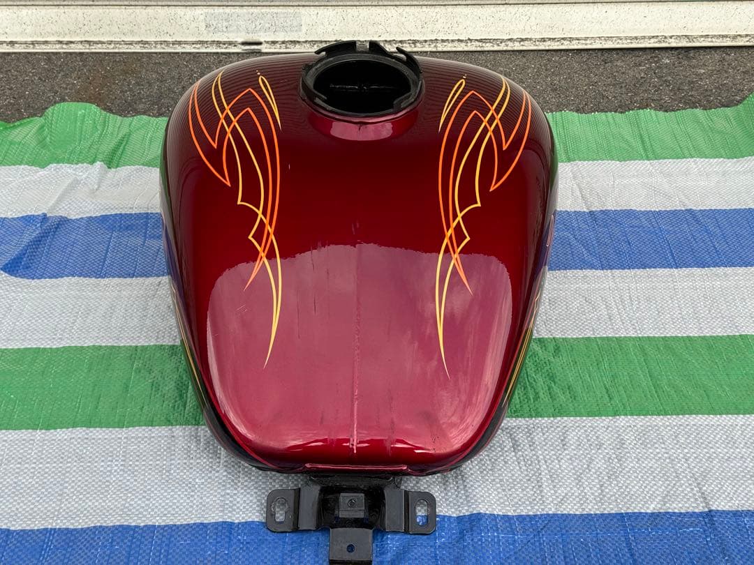 FLTR 純正 ガソリンタンク