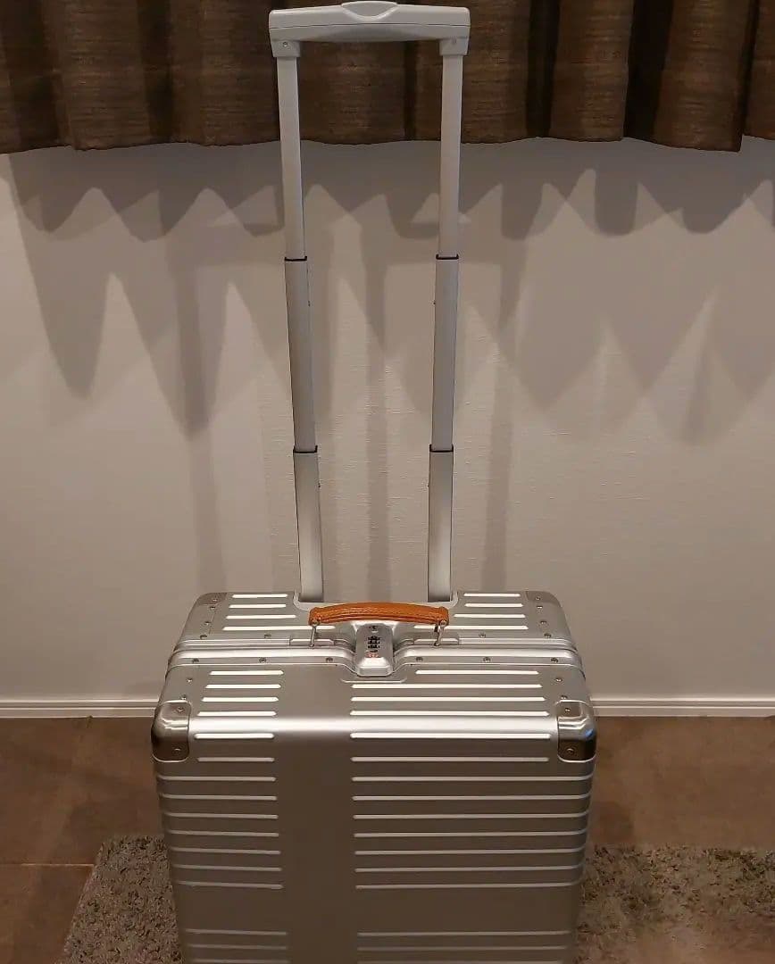 イノベーター スーツケース トランクケース