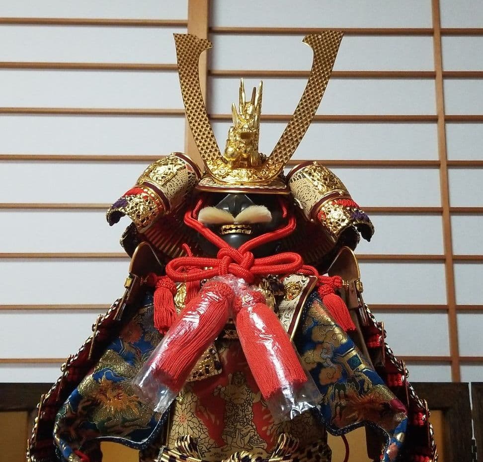 五月人形　平安一水作　15号鎧飾り