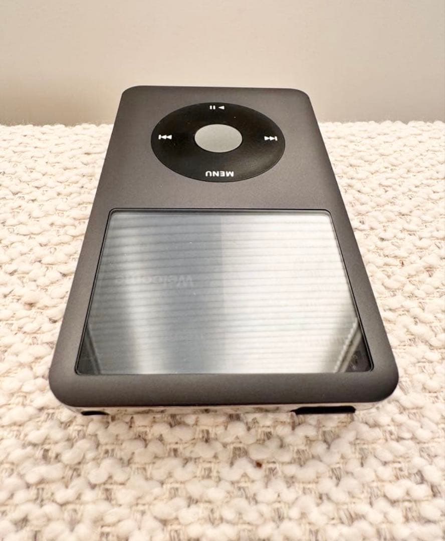 【極美品】iPod classic 第7世代 160GBブラック 新品バッテリー