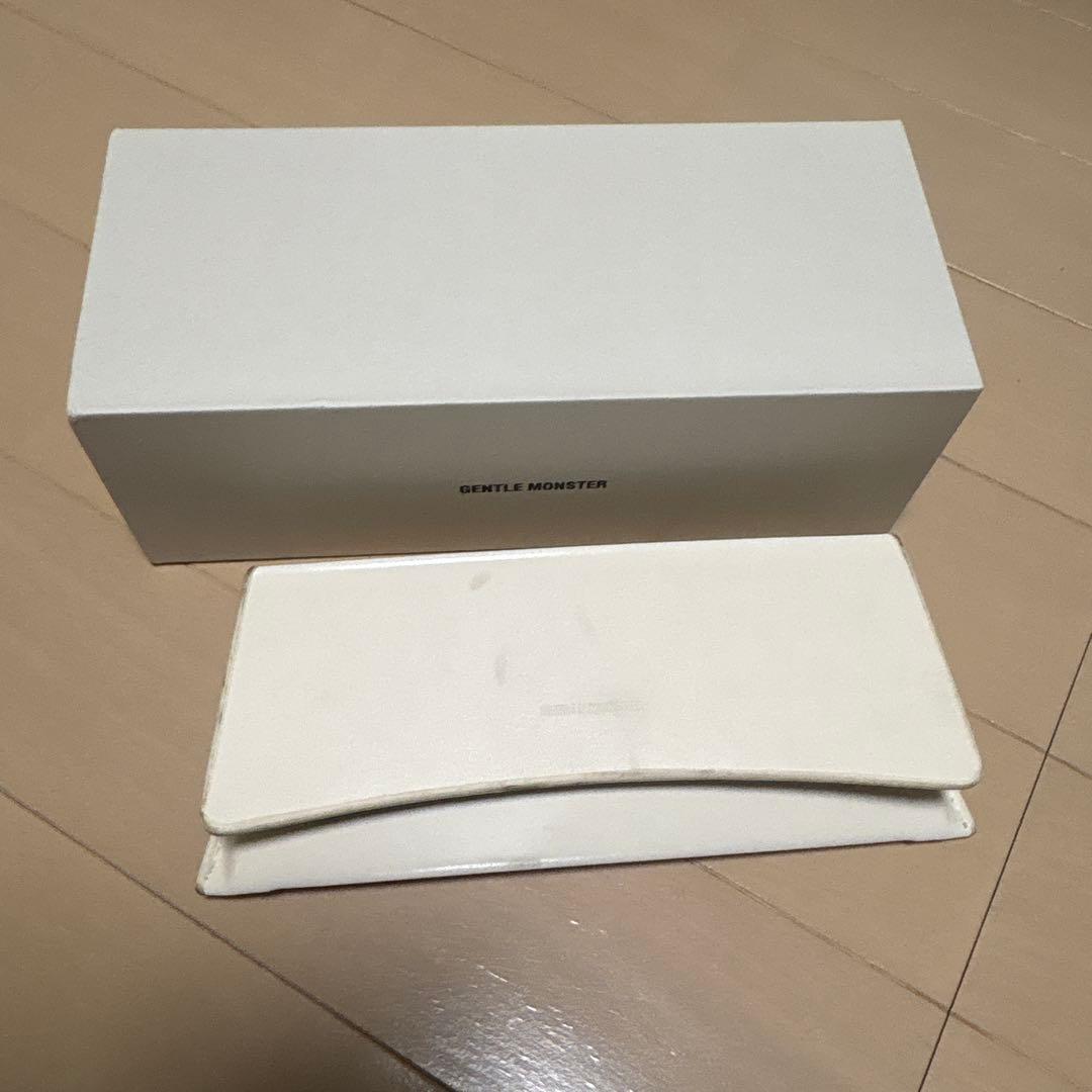 GENTLE MONSTER HEIZERブラックサングラス ケース付き