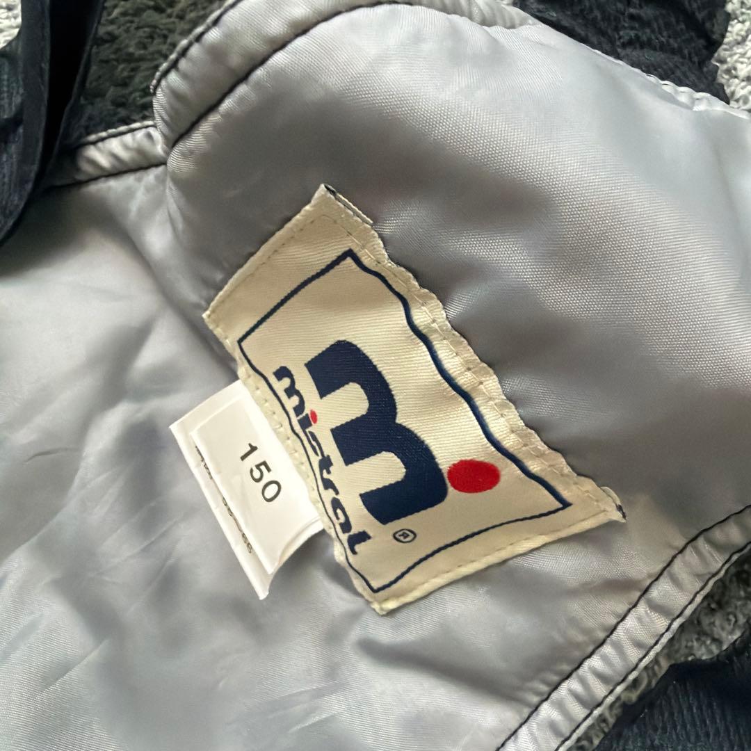 mistral 子供用スキーウェア　ジュニアスーツ150 未使用