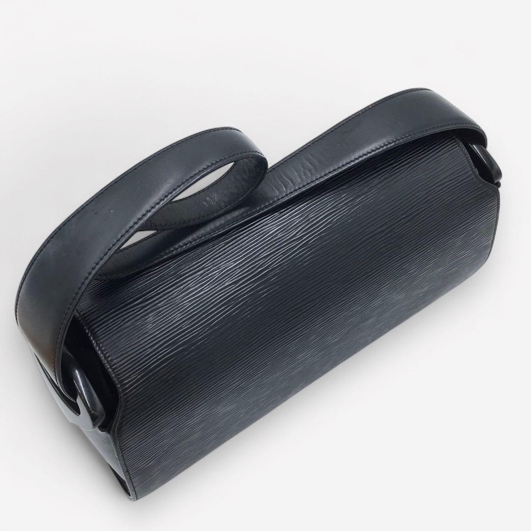 ルイヴィトン M52172 エピ ノクターン レザーショルダーバッグ ブラック