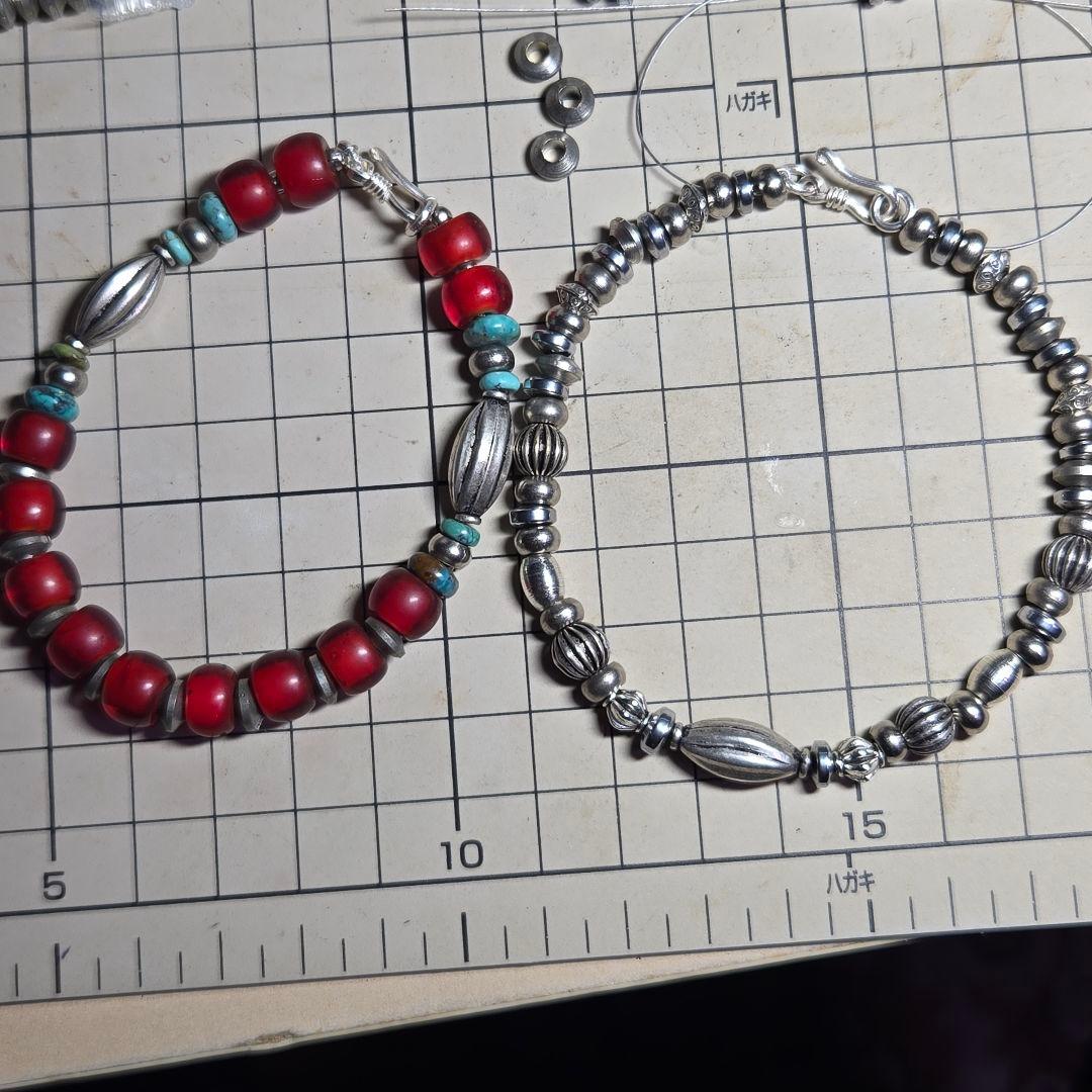 岡田譲二様お取り置き　ホワイトハーツブレスレット　ハンドメイド