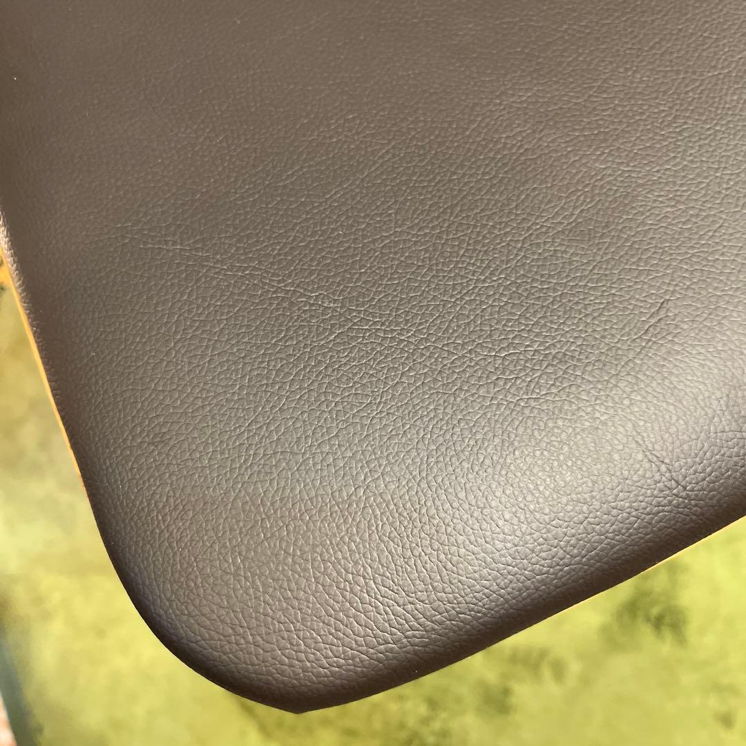 L１　SOLK チェア カスタマイズ　座面張り込み仕上げ