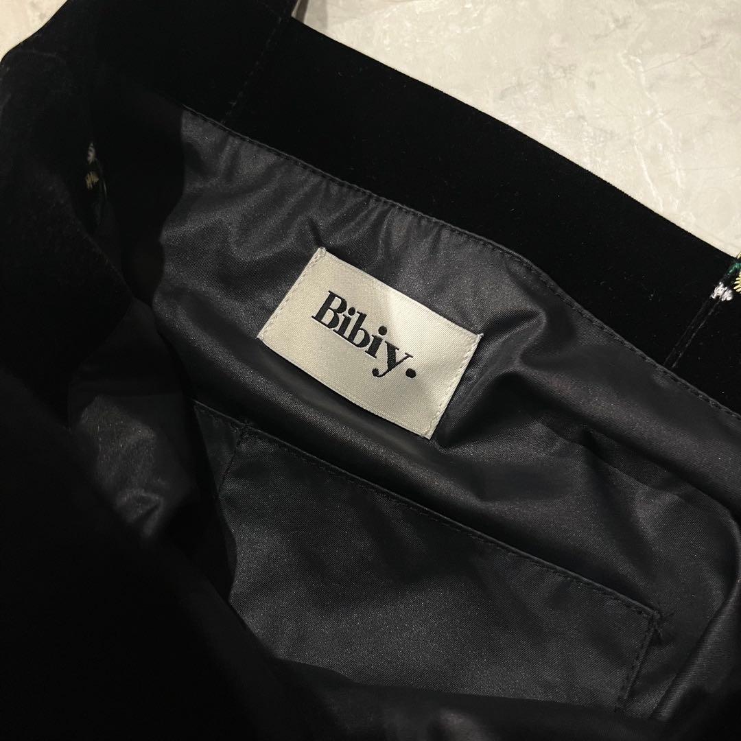 【新品未使用】Bibiy. ロゴ刺繍トートバッグ