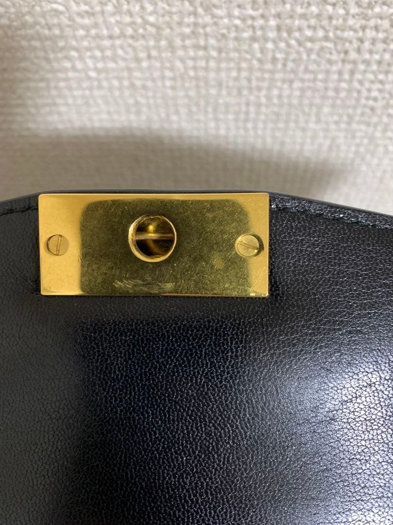 【miiii】GIVENCHY ジバンシィ GV3ショルダーバッグ