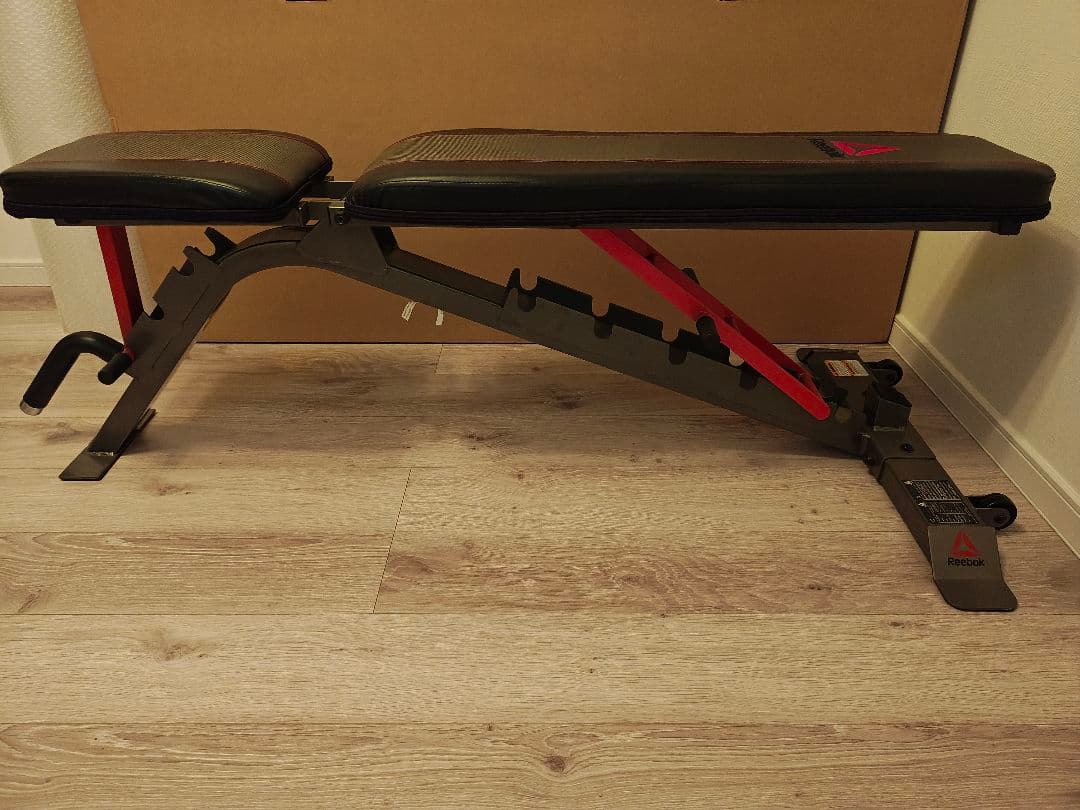 Reebok トレーニングベンチ 折りたたみ