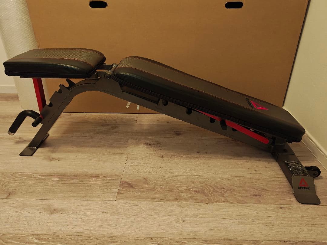 Reebok トレーニングベンチ 折りたたみ