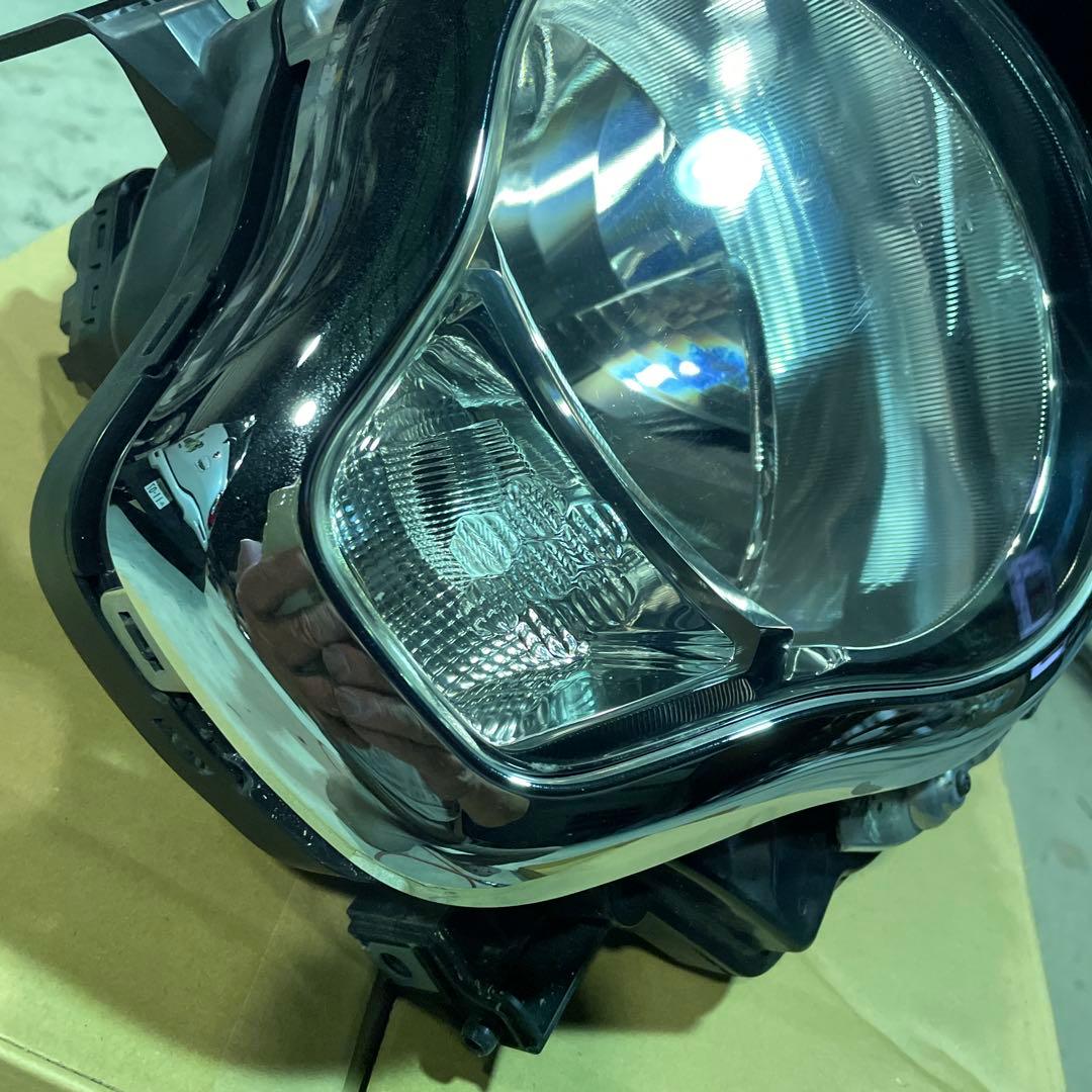 ハスラー　MR31S スズキ純正 右ヘッドライト