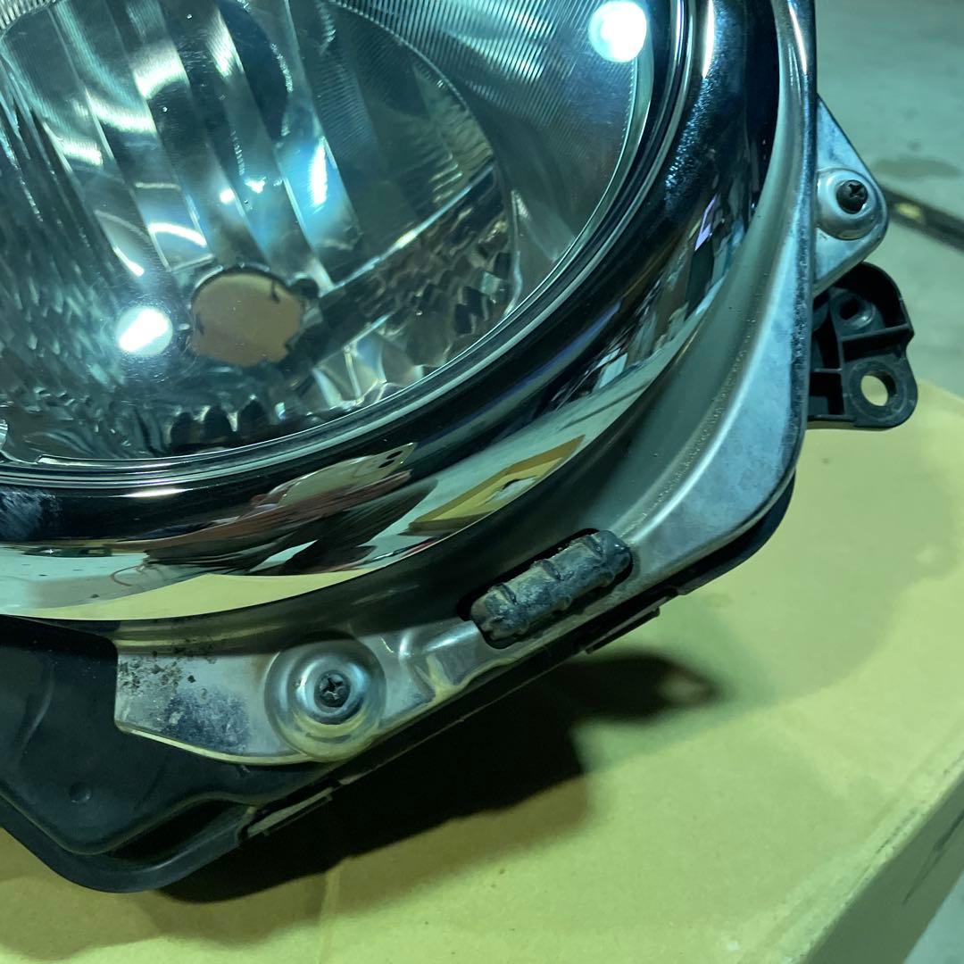 ハスラー　MR31S スズキ純正 右ヘッドライト