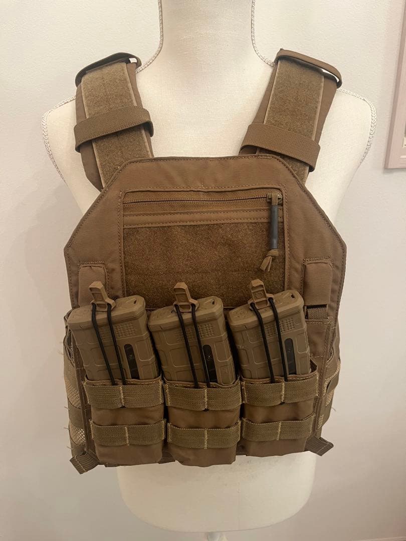 実物　LBX 4020 コスタ　プレートキャリア　コヨーテブラウン　LBT