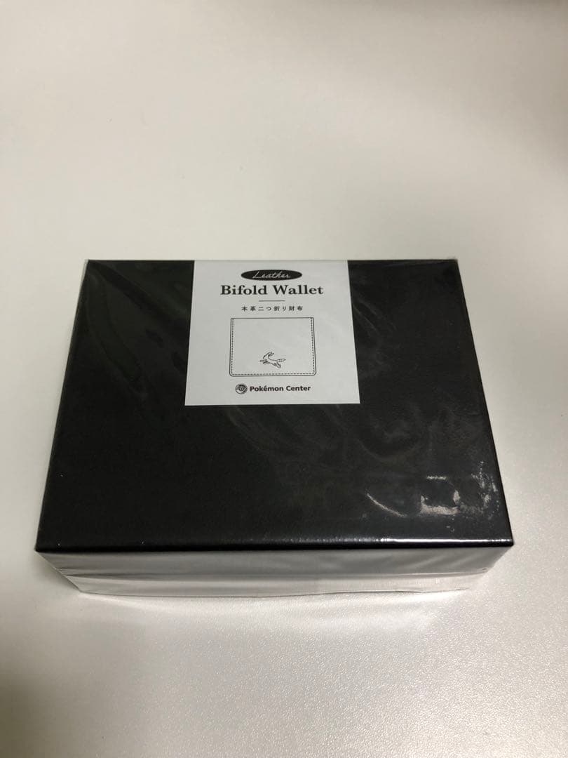 ブラッキー 本革 二つ折り財布 ポケモンセンター限定 新品未使用