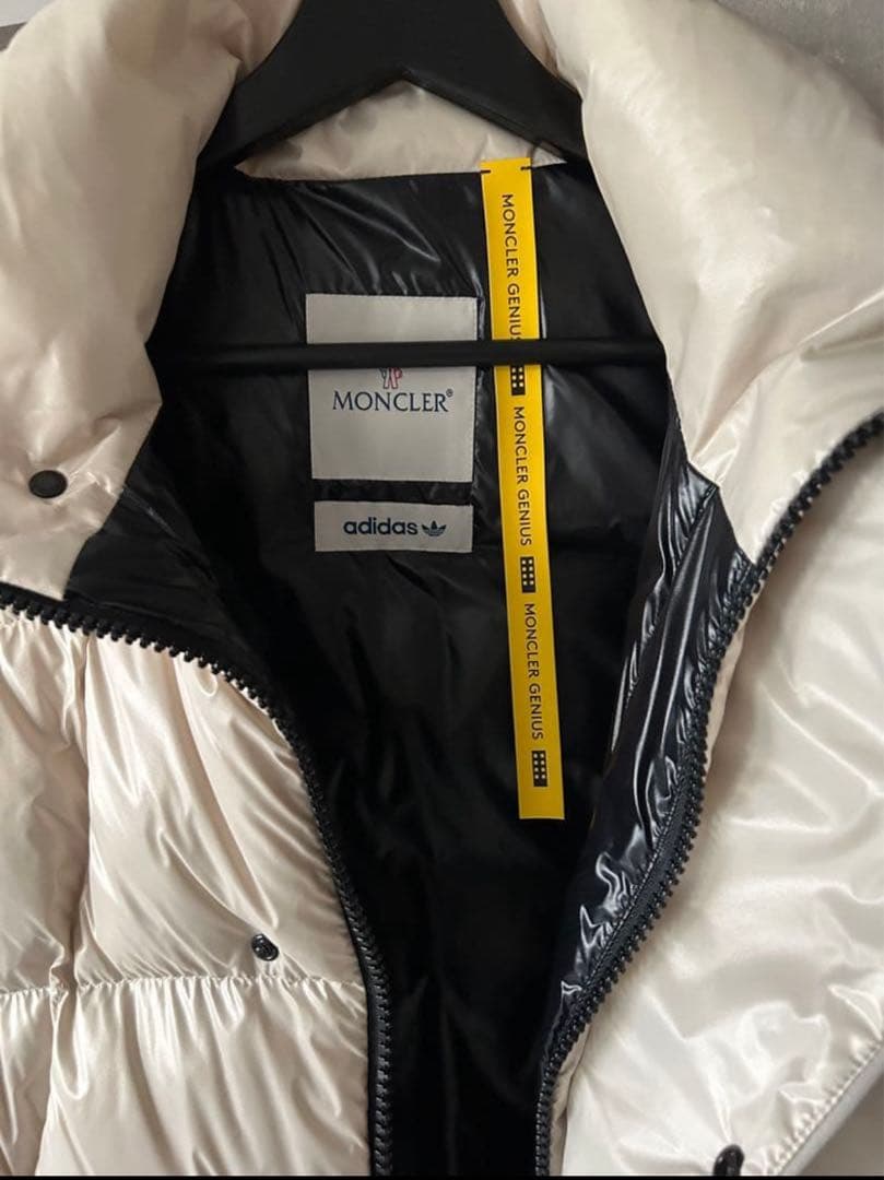 定価171600円Moncler x adidas ダウンベスト