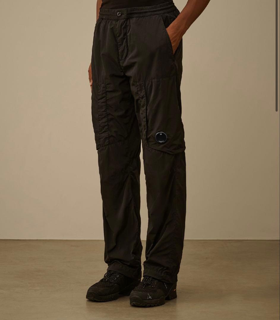 たなもち　C.P. COMPANY LENS CARGO PANTS