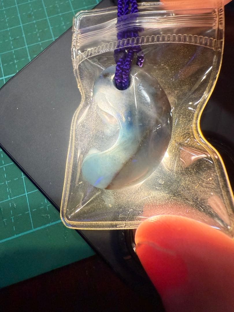 糸魚川翡翠‼️コン沢翡翠‼️青翡翠‼️勾玉‼️送料無料‼️