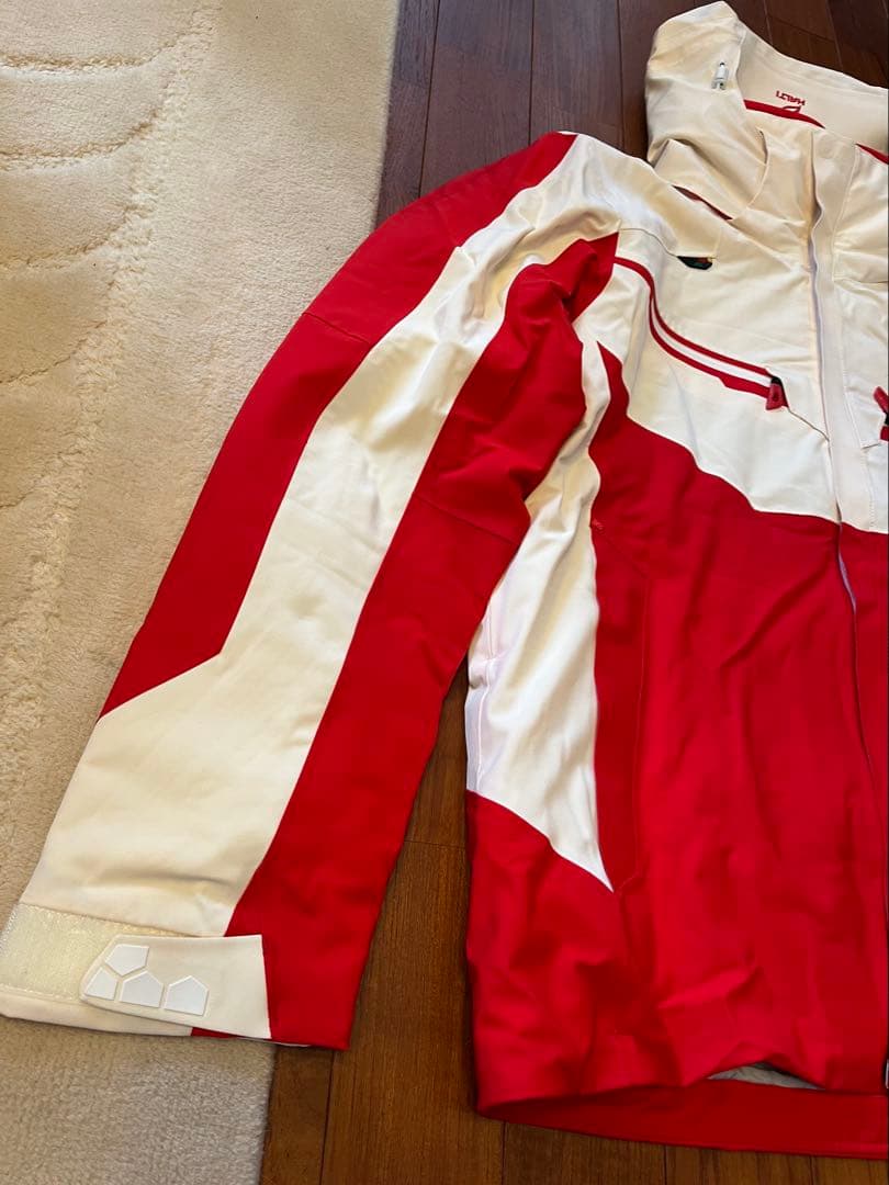 超美品！試着のみ ハルチ HALTI スキーウェア 上着 Lサイズ