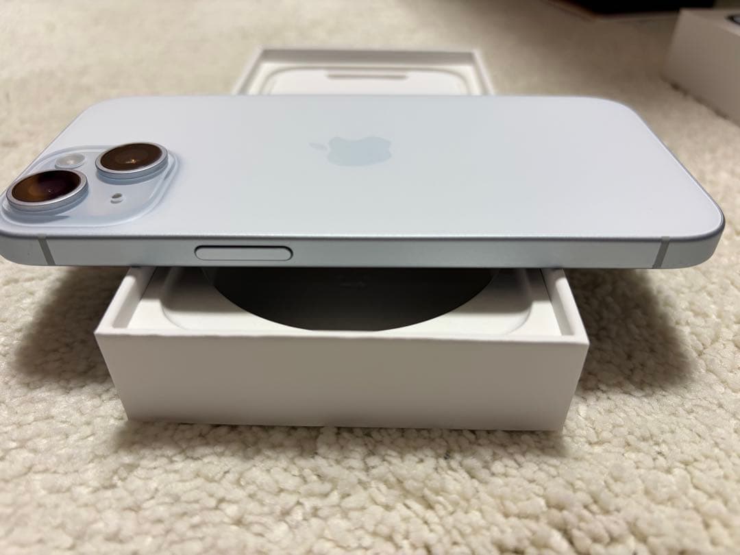 Apple iPhone 15 256GB ブルー SIMフリー　本体