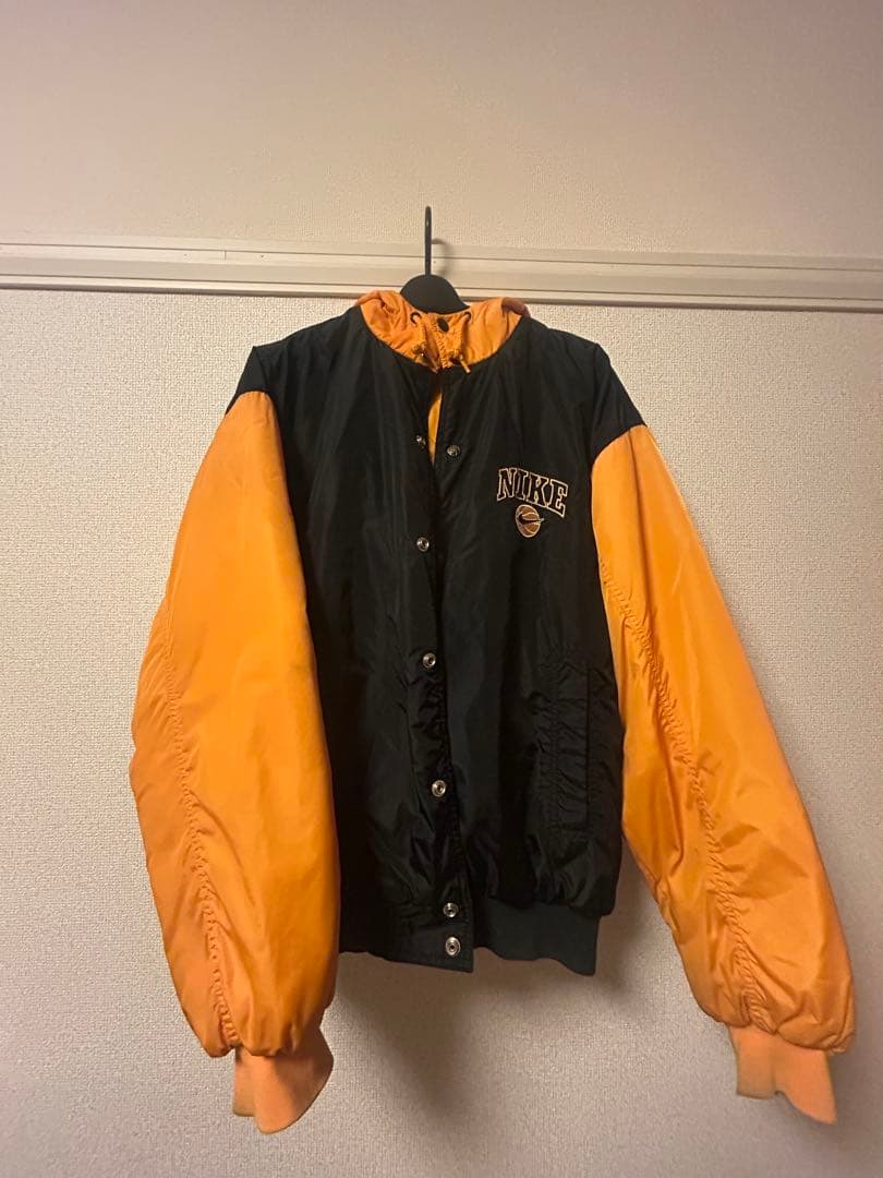 NIKE キルティングボンバージャケット　 誰か買って‼️