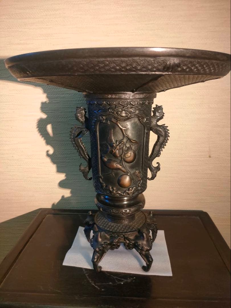 薄端 青銅製 龍双耳 五足 人物花鳥紋 獣足 幅32㎝ 重量約7kg