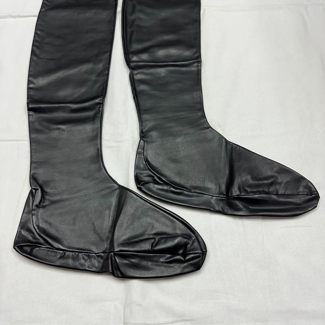 未使用フェンディナッパレザーロングソックスM