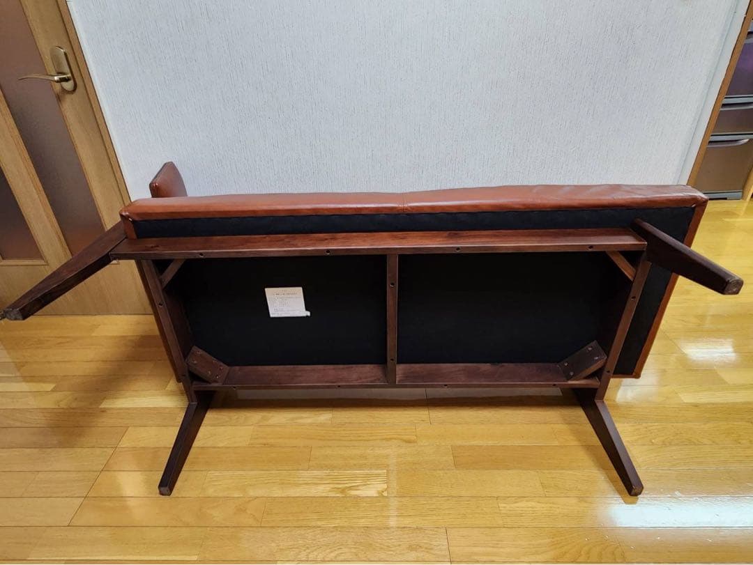 緊急値下げ‼︎ 7/15までの掲載！ 【美品】高級　ダイニングチェア　革製　レピス