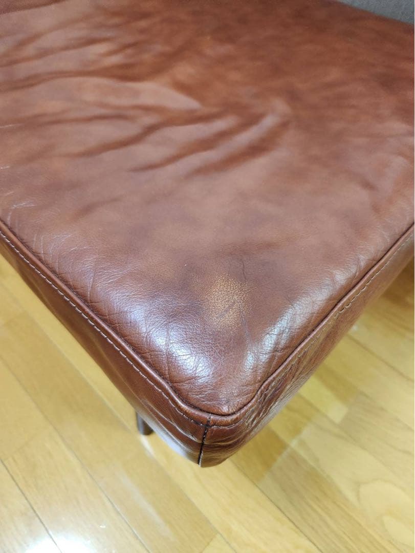 緊急値下げ‼︎ 7/15までの掲載！ 【美品】高級　ダイニングチェア　革製　レピス
