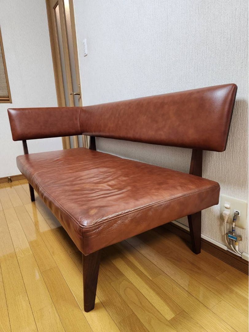 緊急値下げ‼︎ 7/15までの掲載！ 【美品】高級　ダイニングチェア　革製　レピス