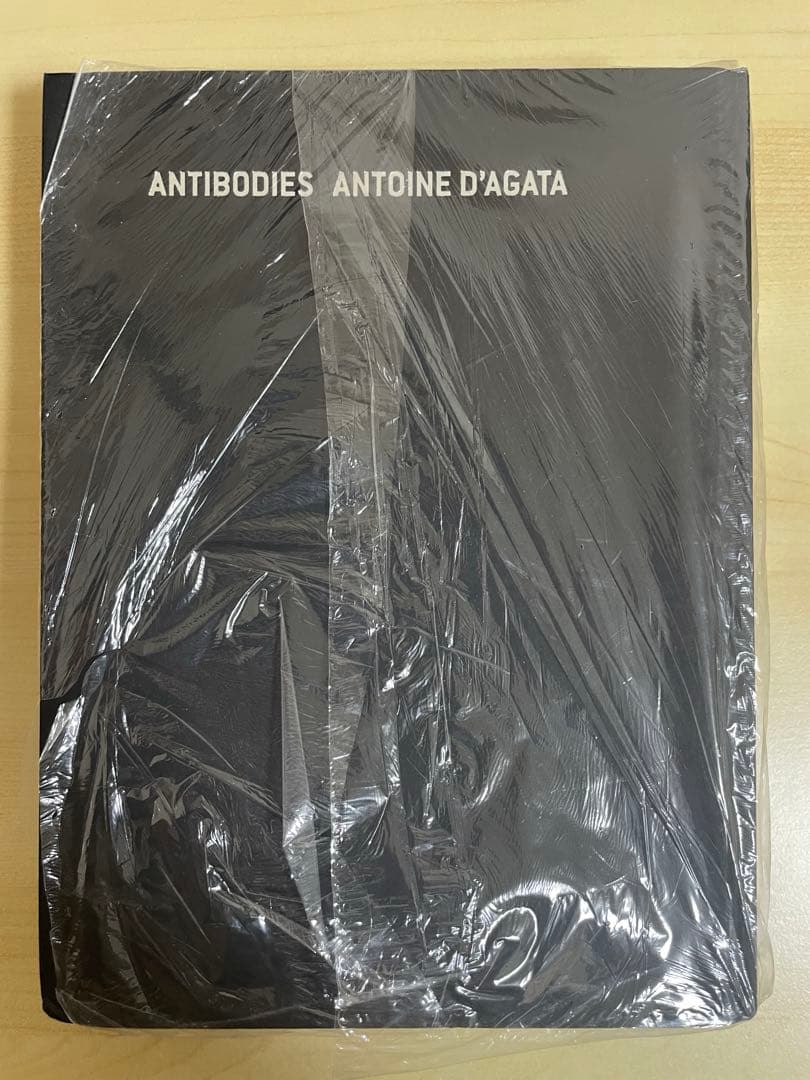 ANTIBODIES ANTOINE D'AGATA アントワーヌ・ダガタ