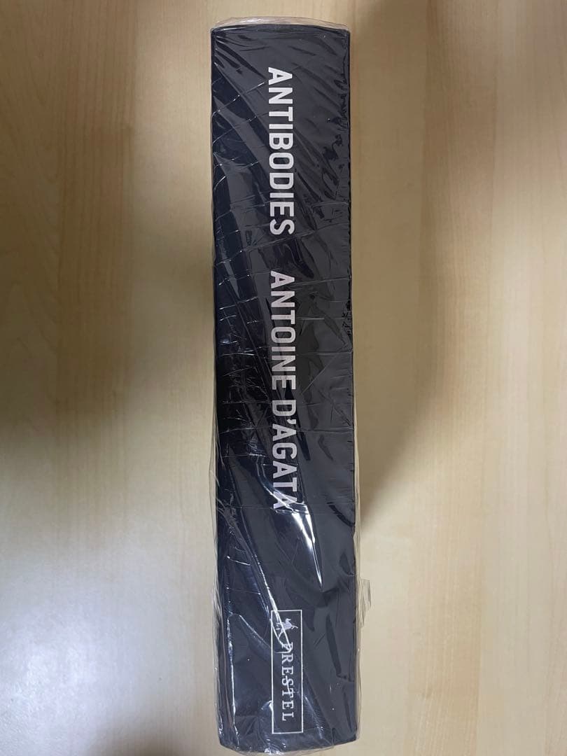 ANTIBODIES ANTOINE D'AGATA アントワーヌ・ダガタ