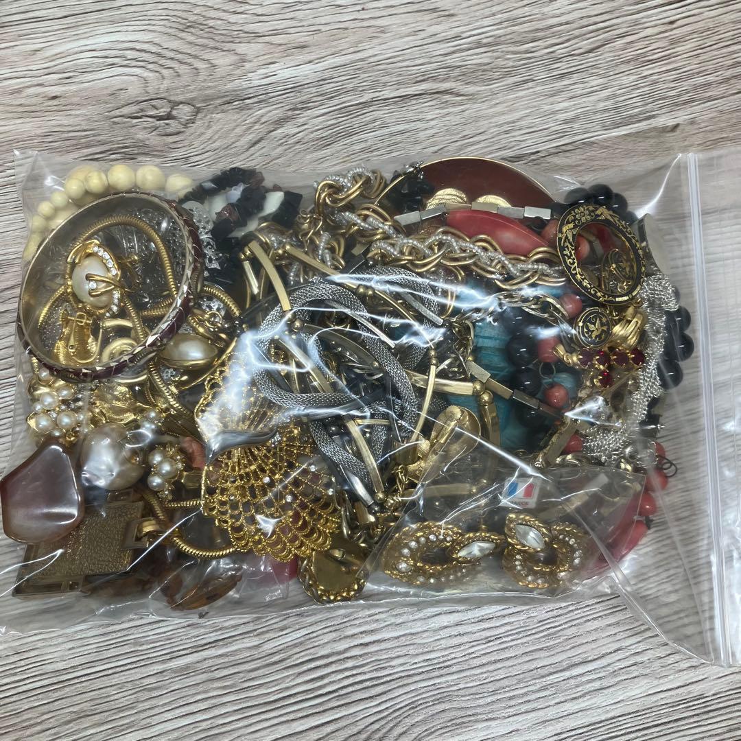 アクセサリーまとめ　ビンテージジュエリーセット　①