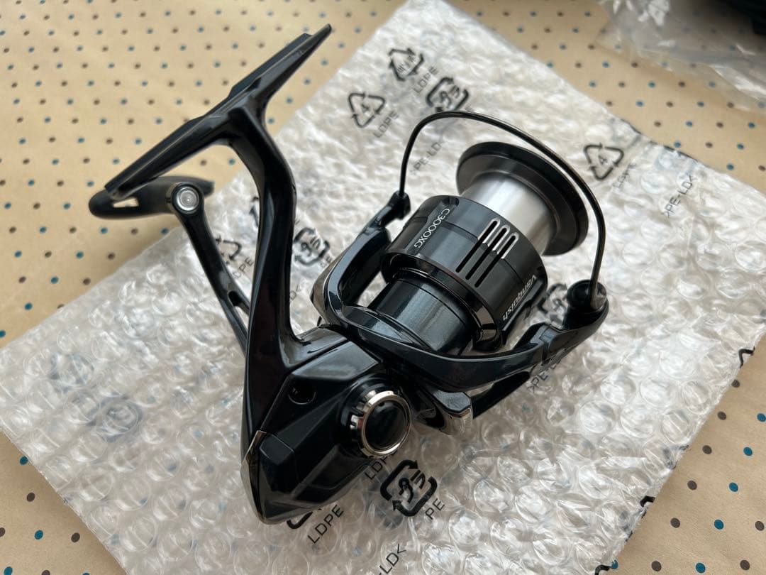 SHIMANO Vanquish C3000XG スピニングリール