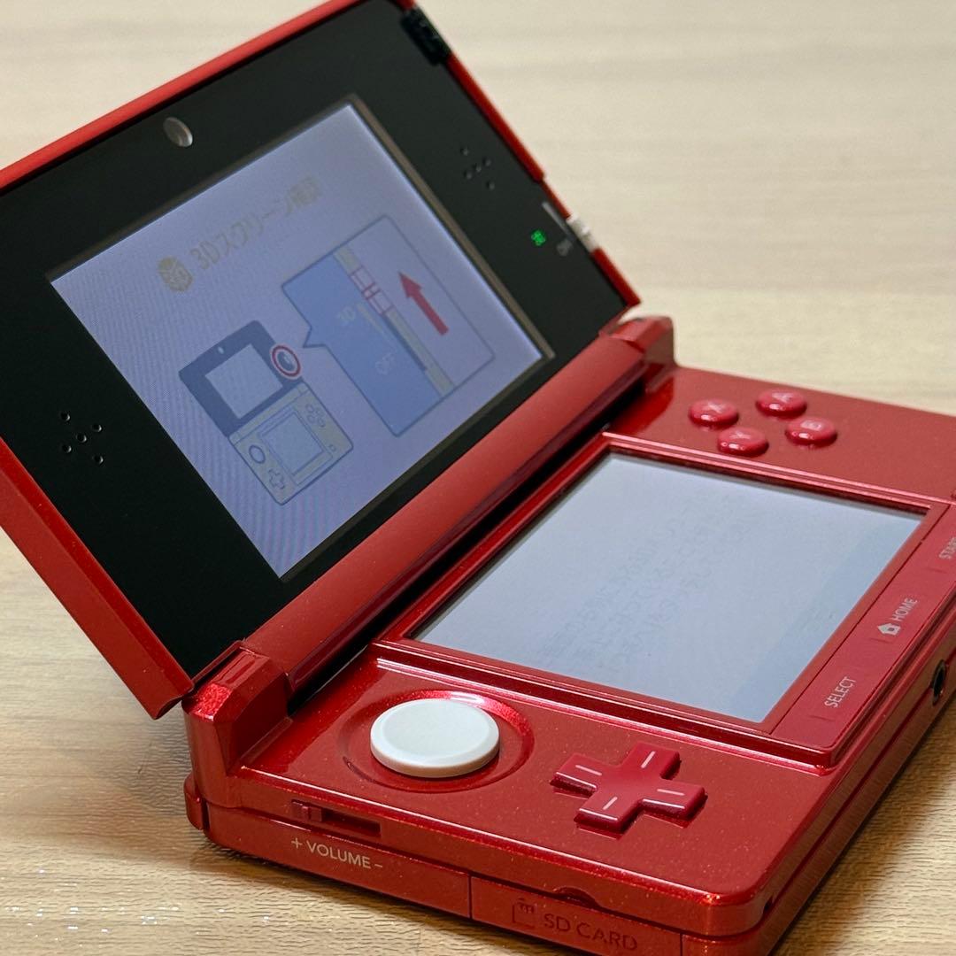 5-253 ニンテンドー3DS メタリックレッド 箱付き
