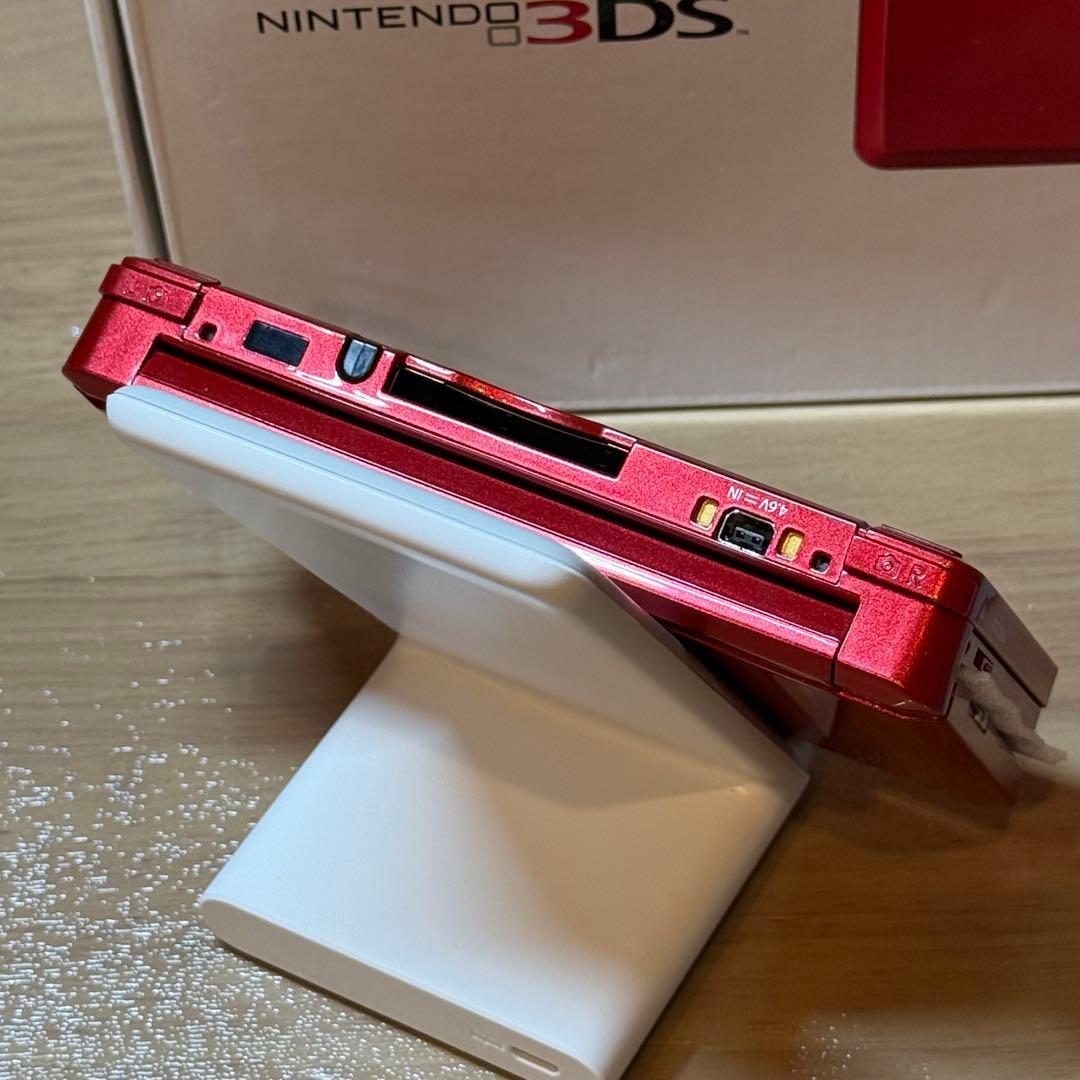 5-253 ニンテンドー3DS メタリックレッド 箱付き