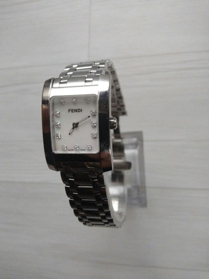 アヤ　【可動】FENDI フェンディ　12Pダイヤ　7000　　電池交換済