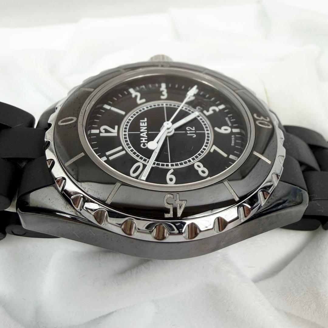 CHANEL J12 33mm H0681 ラバーベルト ZH21400