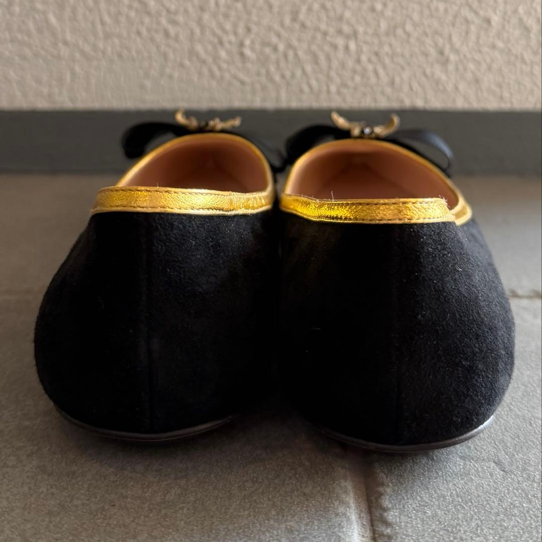 【美品】グッチ BEEモチーフ ポインテッドトゥ フラットシューズ バレエ