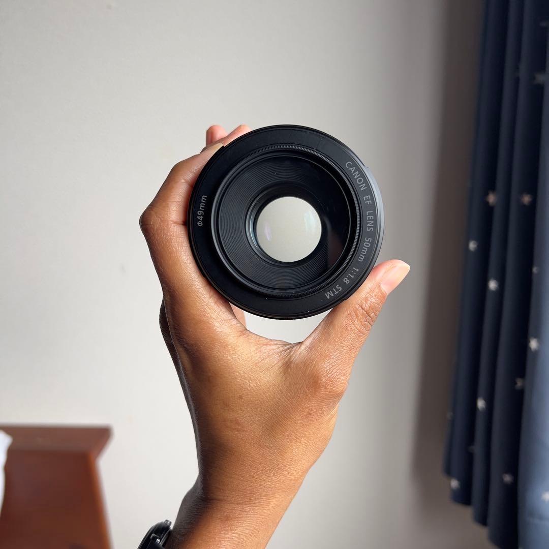 Canon 50mm f/1.8 STM 単焦点レンズ