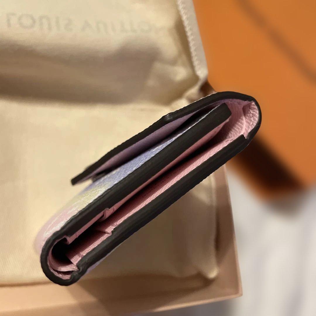 LOUIS VUITTON 春夏限定ポルトフォイユ